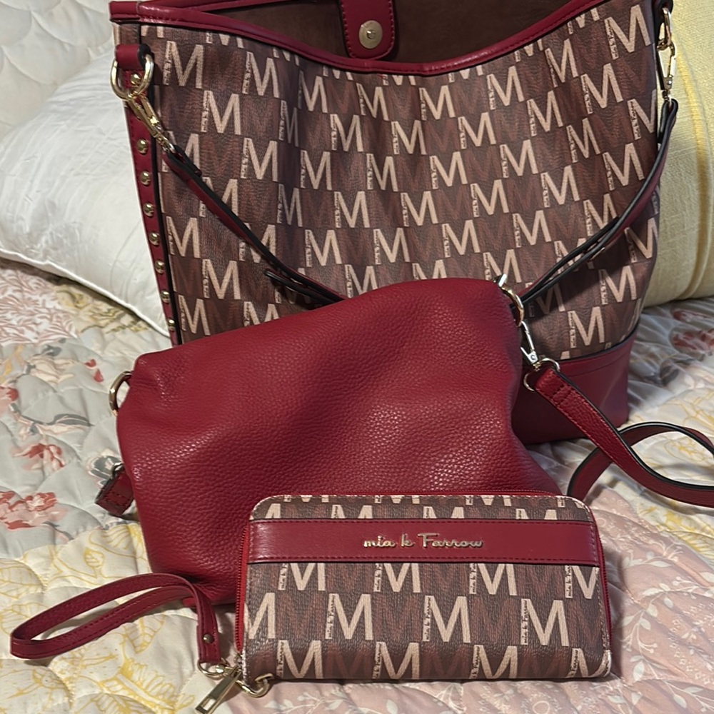 Red and Brown Geometric Shoulder Bag Set